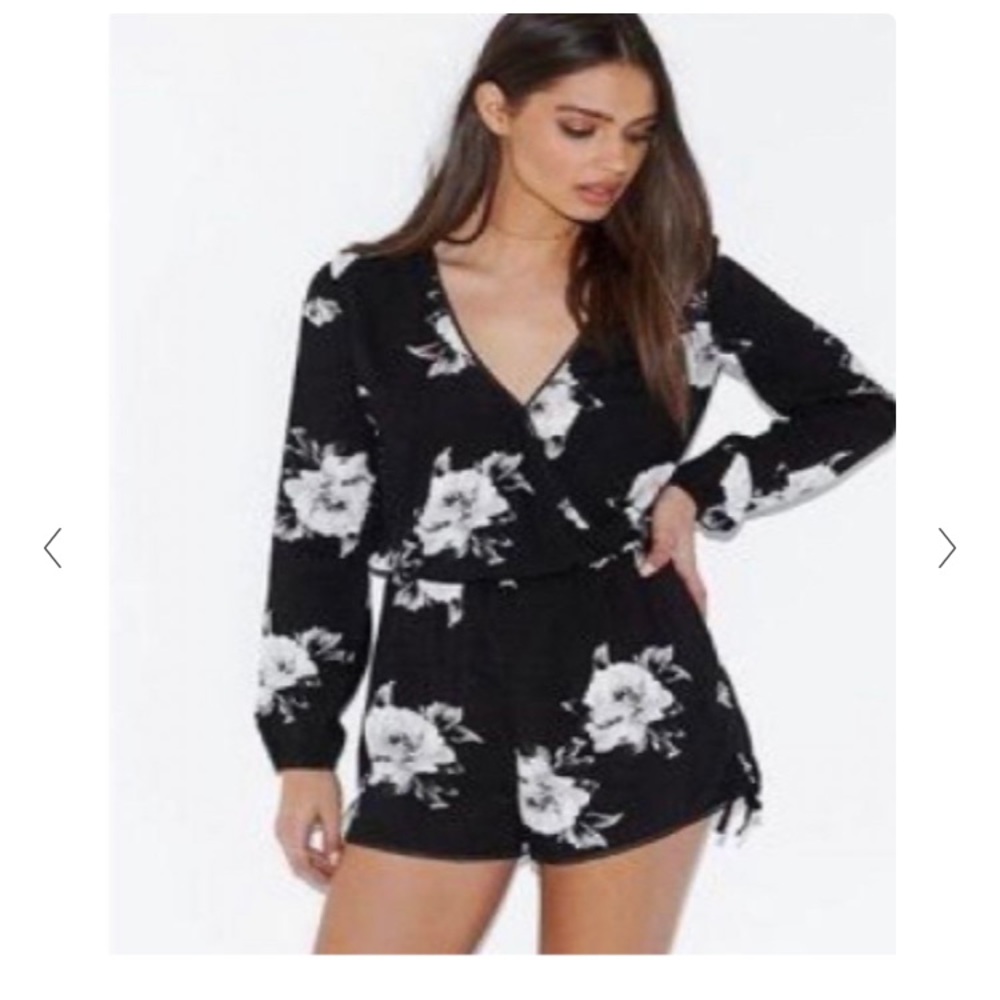 Kendall & Kylie Floral Print Romper Long Sleeve